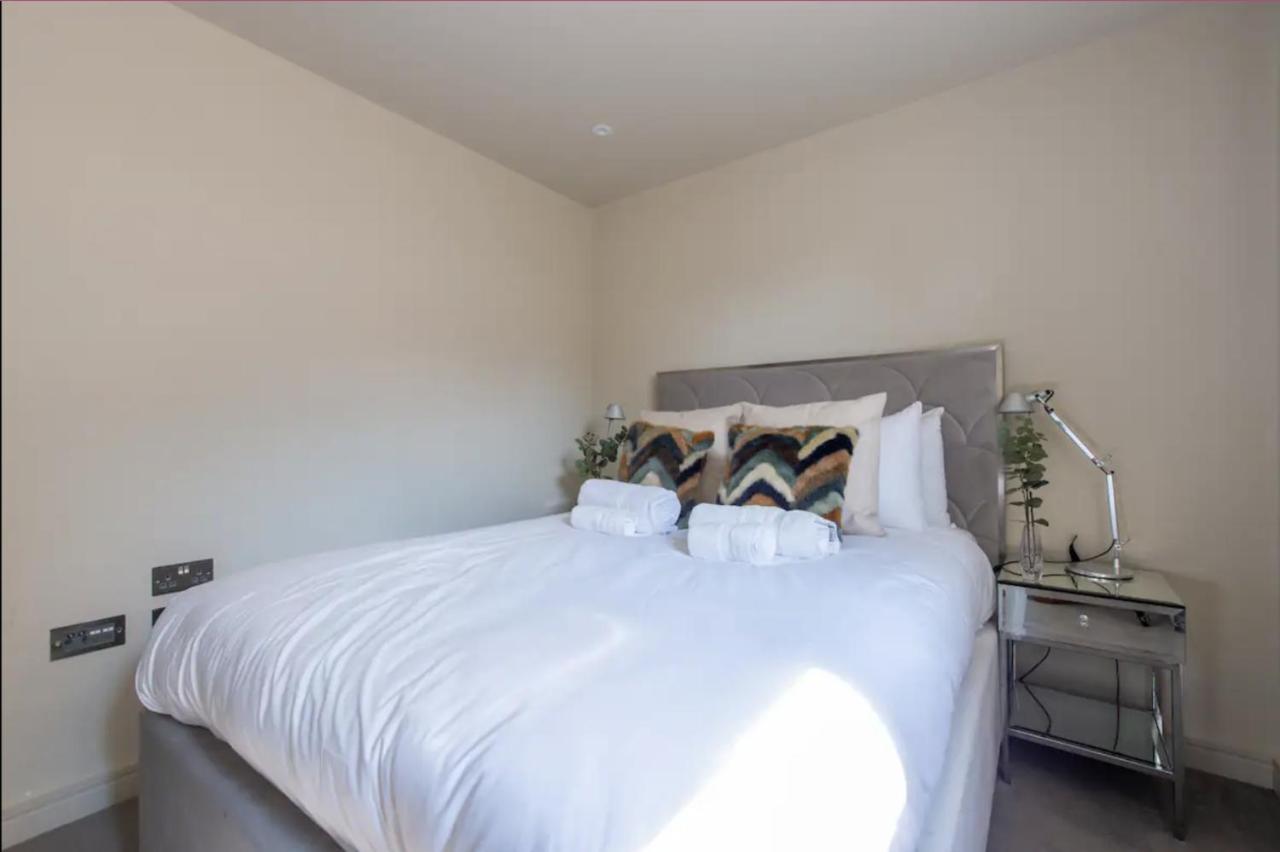 2Bd, 2Ba Urban Oasis Chcl F4 Chigwell Exterior foto
