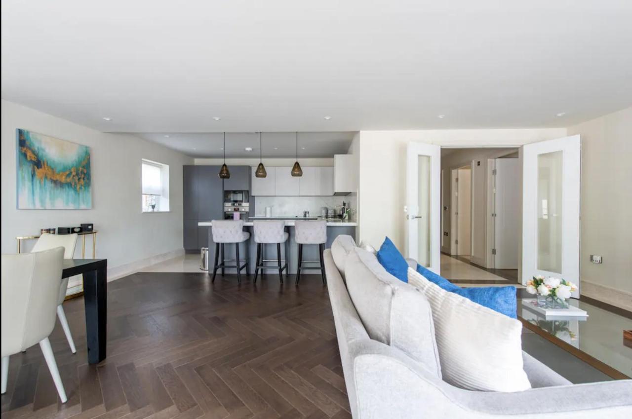 2Bd, 2Ba Urban Oasis Chcl F4 Chigwell Exterior foto